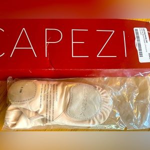 Capezio Ballet Shoe/slipper. Brand New!